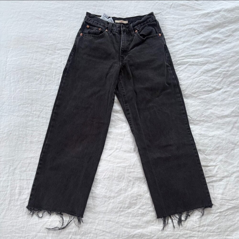 Cropped Levi's XL Straights